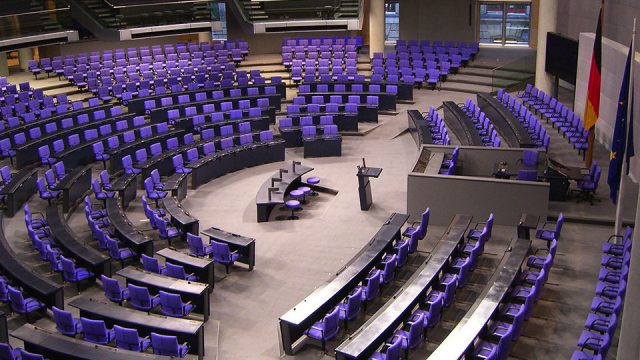 Bundes­tag beschließt Gesund­heits­re­form