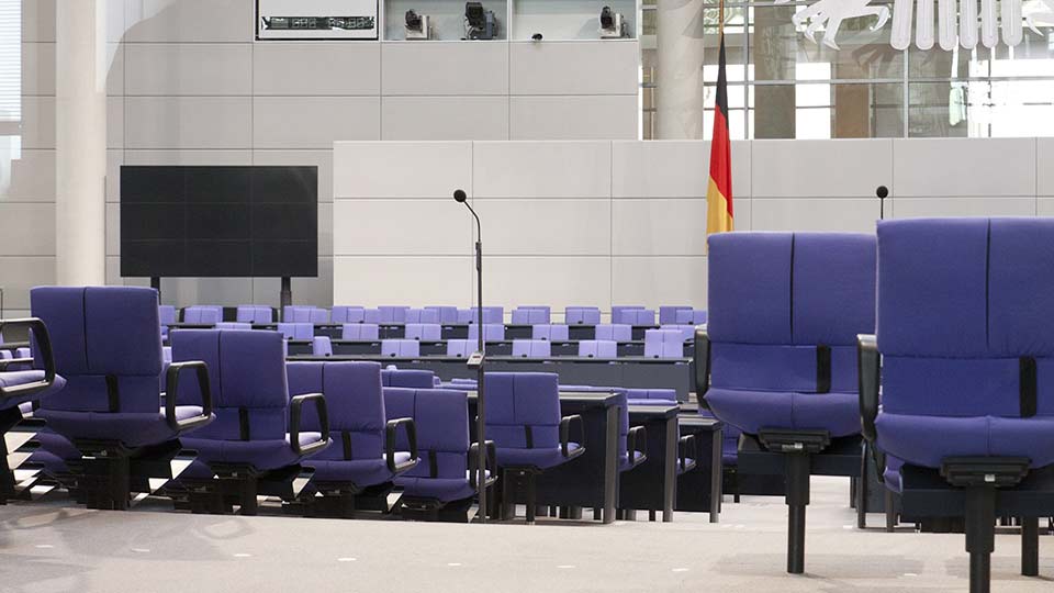 Bundestag, Hilfsmittel